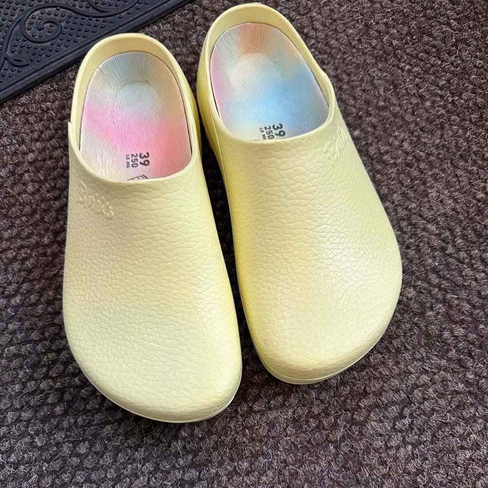 Birkenstock super birki clogs